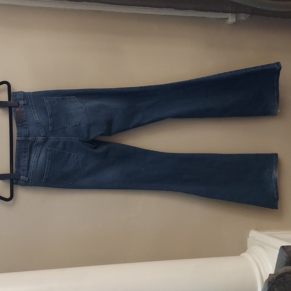 ARTICLES OF SOCIETY Mid Rise Medium Wash Flare Leg Jeans - Picture 10 of 14